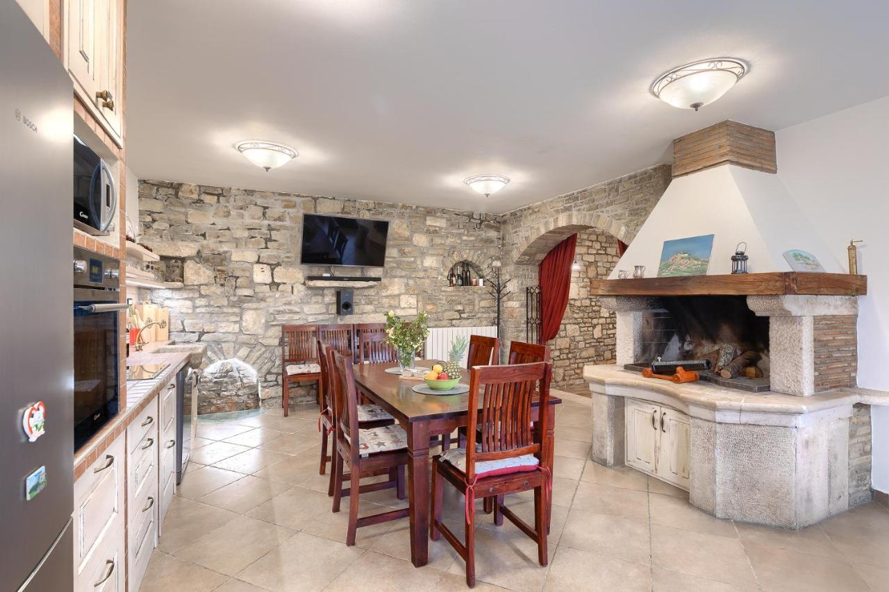 Apartman Pietro Motovun Luaran gambar